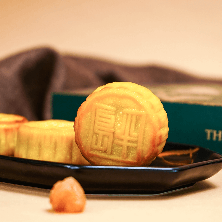 6 Luxury Mooncake Gift Boxes Winning Over Shoppers This Mid-Autumn