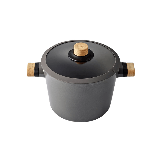 BOSQUE Nonstick Stock Pot with Glass Lid Medium Saucepan with Two Oakwood Handles 24cm