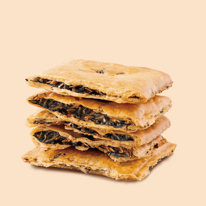 Plum vegetable flavored biscuit, 7.34 oz