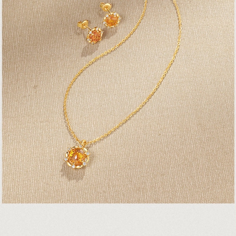 【中国直邮】 周六福 橘子汽水耳钉女S925银耳饰黄金色轻奢小众送女友本命年礼物 一对装