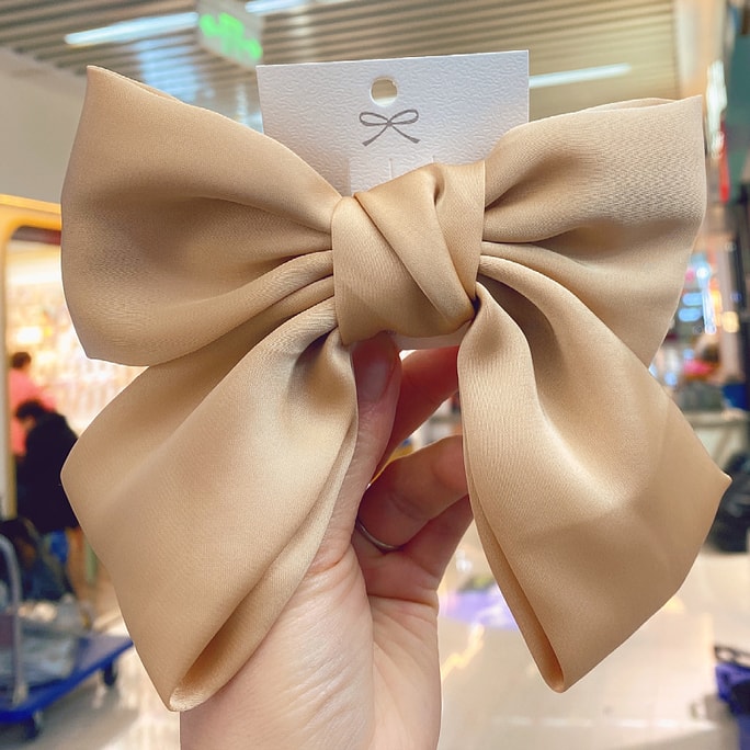 Zhou Yangqing's same style oversized bow hairpin milk tea color 1 piece