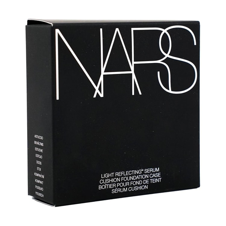 NARS ライト リフレクティング セラム クッションファンデーション