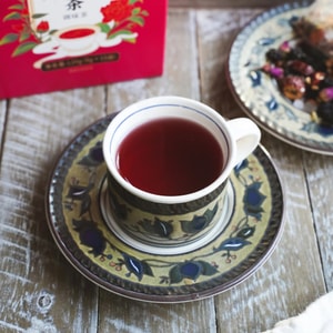 北京同仁堂 兴安保健 玫瑰洛神花茶 养生茶 重瓣玫瑰/桑葚花青素/枸杞/红枣/洛神花美容养颜调气茶 8g*15袋 早C晚A 养肤好气色 