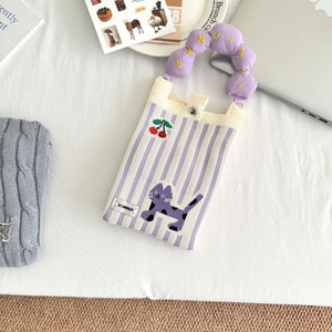 HSPM 全新可愛刺繡ins風韓版針織包手提袋毛線編織包 上班通勤斜跨小包 伴手禮小拎包 紫色條紋貓咪櫻桃