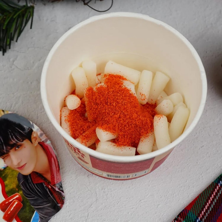 EATS ON Seventeenコラボレーションエディション もちもちトッポッキ
