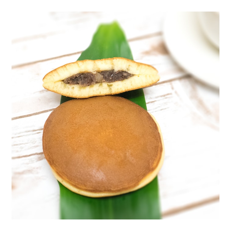 Dorayaki Baked Red Bean Cake with Chestnuts - Japanese Dessert, 5 Piece, 9.7 oz 5