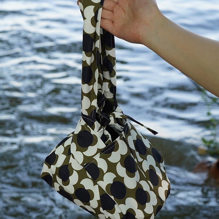 Large Capacity Water‑Repellent Lunch Bag Japanese Floral Print Handheld Insulated Bento Bag Gesang Flower Sea F 1 piece 8