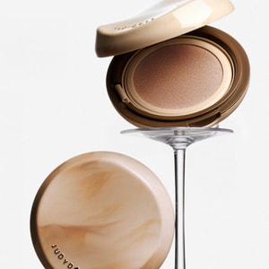 Longwear Cushion Fundation, 0.49 oz. #N10 Vanilla - Warm Tone | Combination/Oily Skin