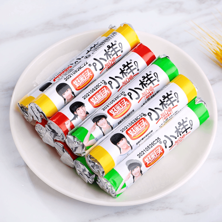 Small sample sour Q sugar soft strawberry flavor QQ candy 18 grams * 5 sticks 6