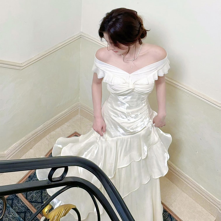 French one shoulder light luxury dress  niche dress  high end fishtail dress  light apricot long style M 6