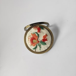 New Fabric Embroidery Foldable Portable Makeup Mirror Hua Kai Fu Gui M