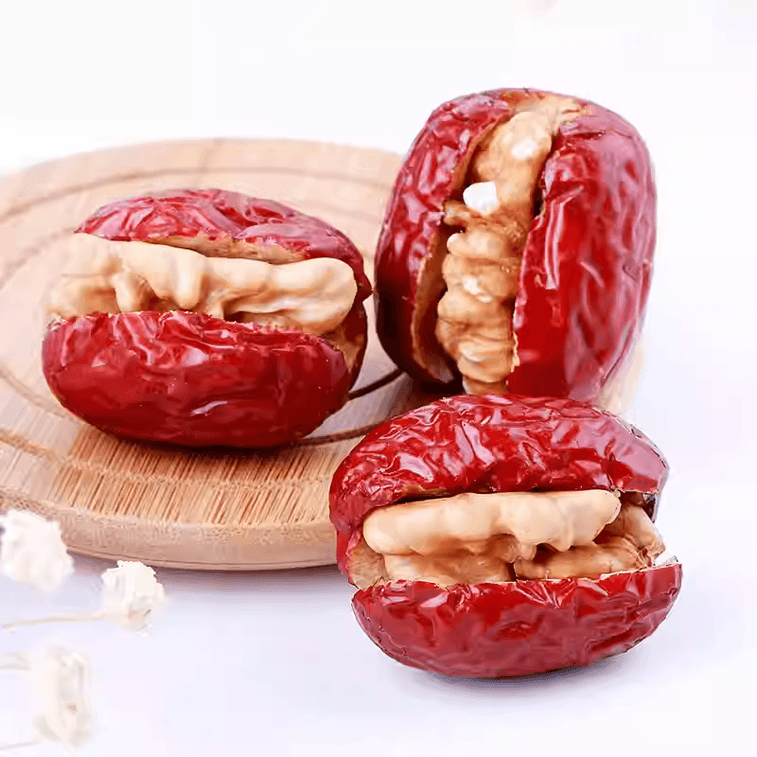 Hug Fruit Grey Dates with Walnut Paste, Red Dates with Walnut, 118g*1 Bag 5