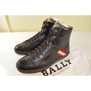 美國 MOM LOVES ME 男士巧克力色小牛皮素麵運動鞋6185037美碼7.5號