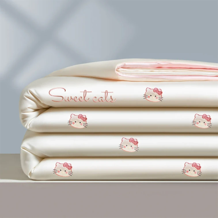 【Hong Kong Direct Mail】 Japanese SANRIO Hello Kitty Milkshake White + Cream Pink Ice Silk Summer Quilt Four-piece Set 180*220cm Comfortable Breathable Washes Well Without Clumping 5