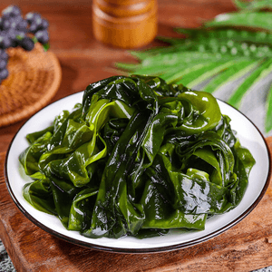 Cut Wakame Dried Seaweed - Sea Kelp , 5 oz 【For Miso Soup, Ramen, and Sushi】