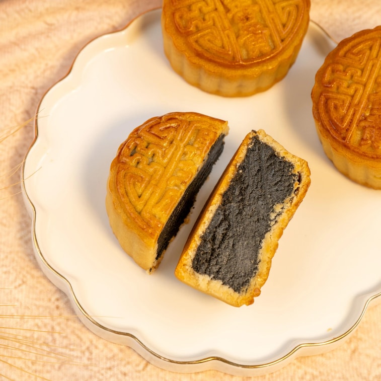 【Best Price】Panda Perfect Roundness Collection Mooncake Gift Box,9 Flavor 10 Pieces  22.93 oz 9