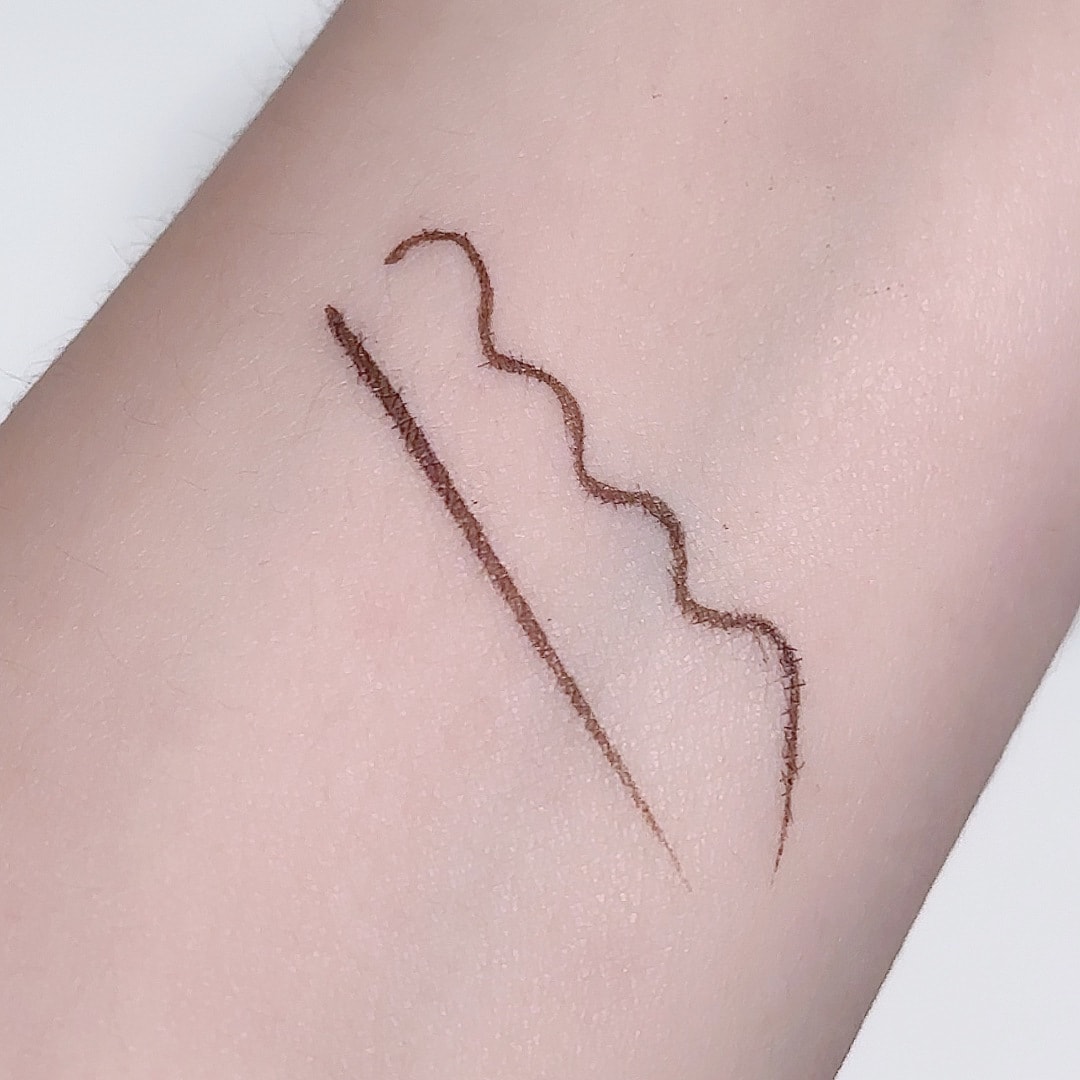 【中国直邮】 Sweet Mint 描绘眼线液笔一支精细自然顺滑防水卧蚕眼线一笔多用彩妆