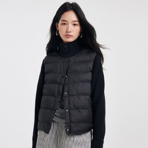 Women's Short-Sleeved Air Cotton Jacket, Fluffy and Soft, Padded Warm-Up Top with Versatile Casual Design, Black M