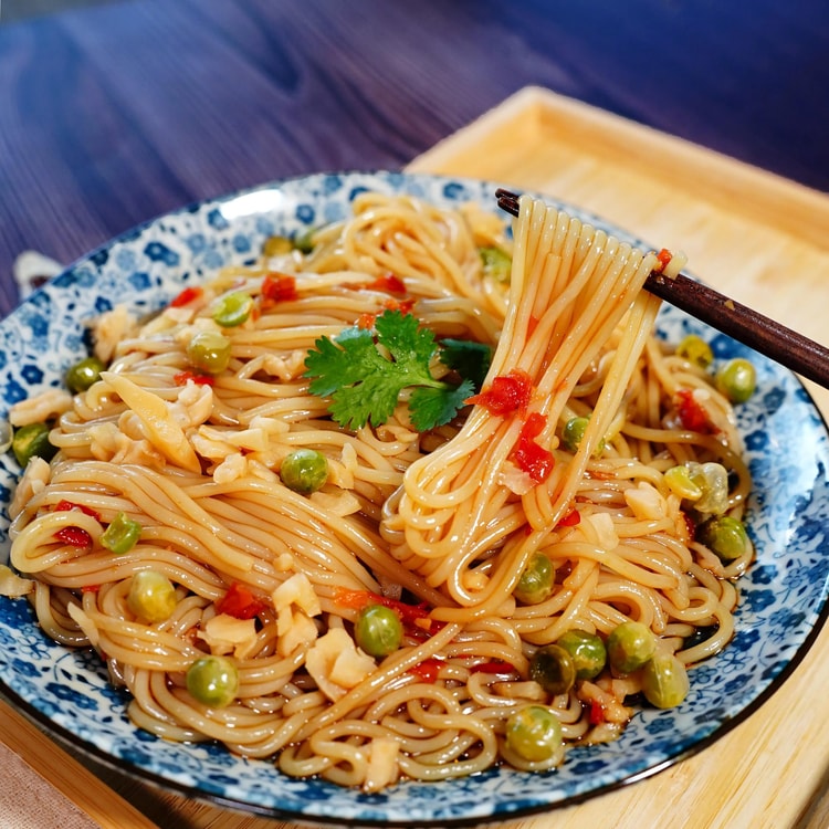 Zhou Zhenzhen Nanchang Mixed Rice Noodles, Green Pea Flavor, 6.6