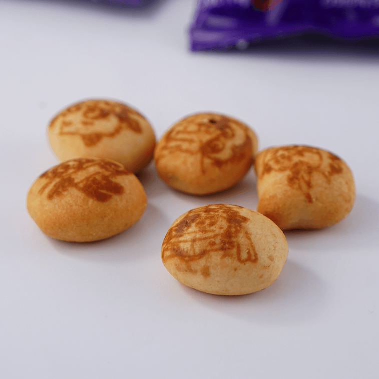 【Halloween 2022 Limited Edition】HELLO PANDA Chocolate Halloween Snacks - Chocolate Creme Center in Crunchy Shell, 10oz 3