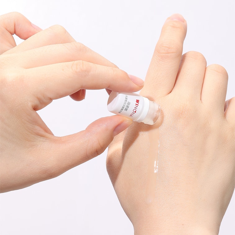 Camellia-Lucent Spot-Correcting Whitening Essence 1.5ml*7 7