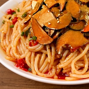 品七彩 见手青牛肝菌拌米线 348g 【网红爆款】【云南特产 独特滇味】【鲜辣菌香 爽滑米线】