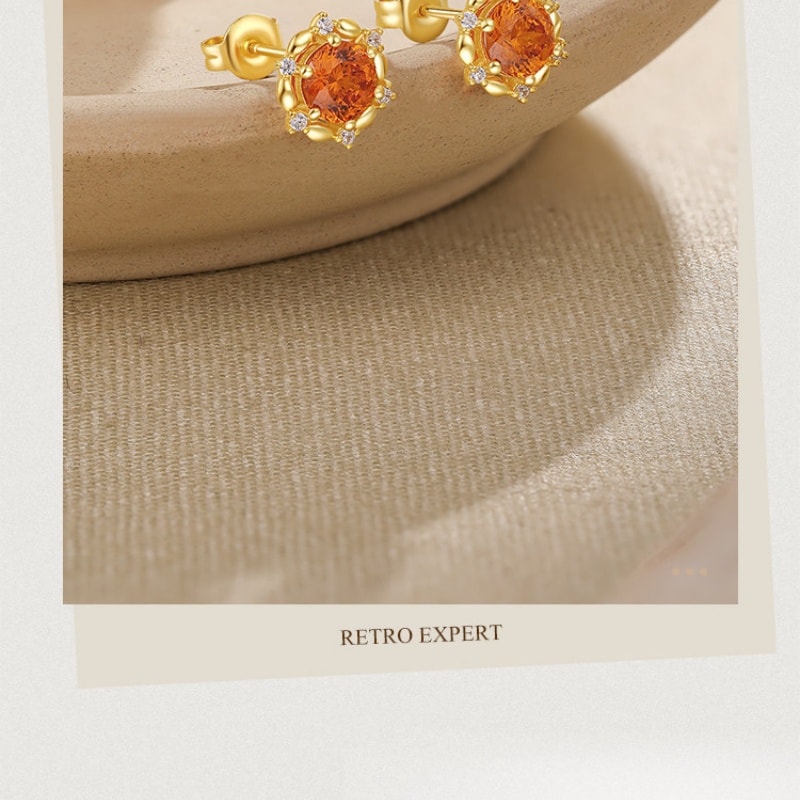 【中国直邮】 周六福 橘子汽水耳钉女S925银耳饰黄金色轻奢小众送女友本命年礼物 一对装