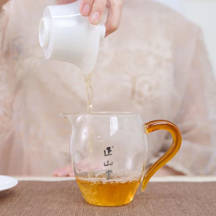 正山堂 特级正山小种红茶 正宗桐木关传统烟熏工艺 罐装50g 5