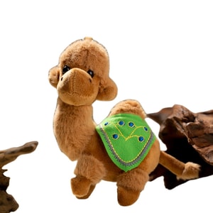 【中國直郵】樓蘭博物館 沙漠小駱駝毛絨 玩偶公仔 掛飾 15cm 綠色