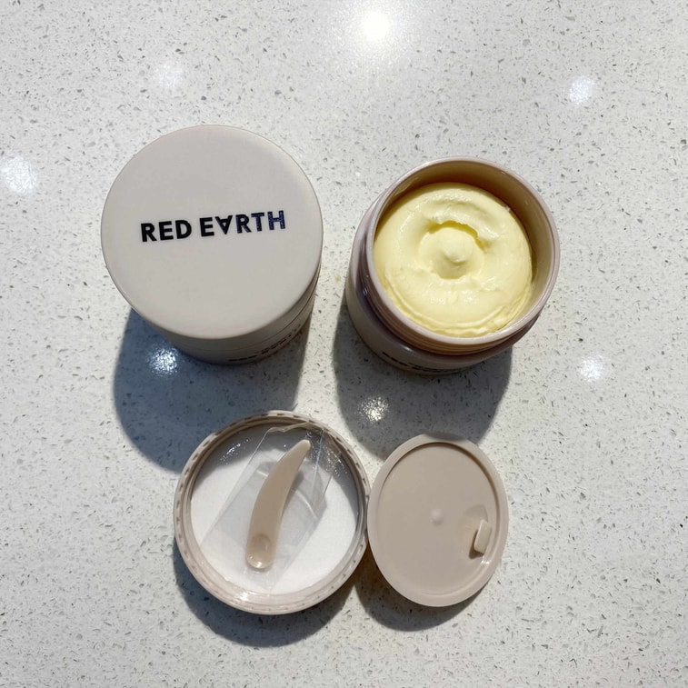 【中国からの直送】オーストラリアンレッドアース モイスチャライジングメイクアップベースクリーム 50g - 肌を滑らかにし、毛穴を目立たなくします 5