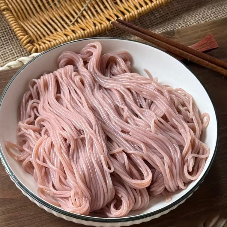 Yunnan Chieftain Hani Rice Terraces Red Rice Noodles (500g) 3