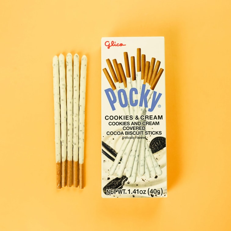 Glico Holiday box Set, 12 Pocky boxes  6