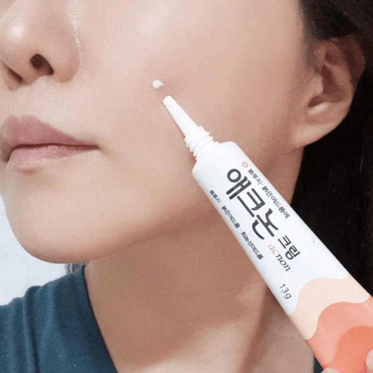 [한국 직배송] 동아팜 아크논 여드름 크림 13g (한국) - 여드름을 없애고, 여드름균을 퇴치하고, 여드름 흉터를 치료하고, 피부를 매끄럽게 하며, 민감한 피부에 적합합니다. 3