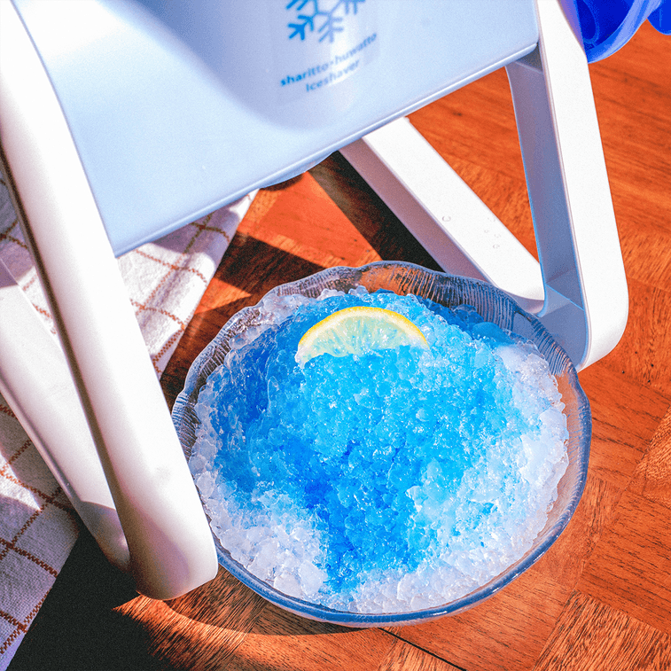 日本PEARL LIFE OUCHI DE 小型家用手动雪花冰沙刨冰机 绵绵冰机 便携手摇挫冰机 碎冰机 亲子DIY冷饮 儿童厨房玩具 带碗 单件入 蓝色 4