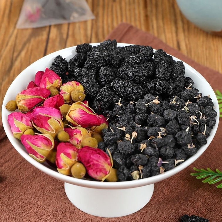 난징 통런탕 블랙 구기자, 뽕나무, 장미차 - 저녁 건강 보조제 [새로운 유통기한] 뽕나무와 구기자 건강차 5g*24티백 [안토시아닌의 왕, 건강한 피부를 위한 차, 사무실 속 뷰티 살롱, 밤샘하기 쉬운 분들을 위한 영양 차] 건강차, 간식과 함께 즐기기 5