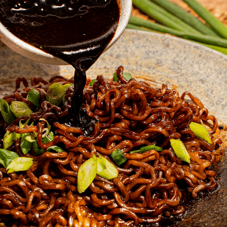 Korean Scallion Oil Instant Jjajang Black Bean Ramen Noodles, 16.51 oz 6
