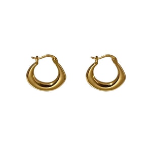 Gold and plain ring ear studs, a high-end commuter and date layering tool that exudes elegance and sophistication - 1 pair