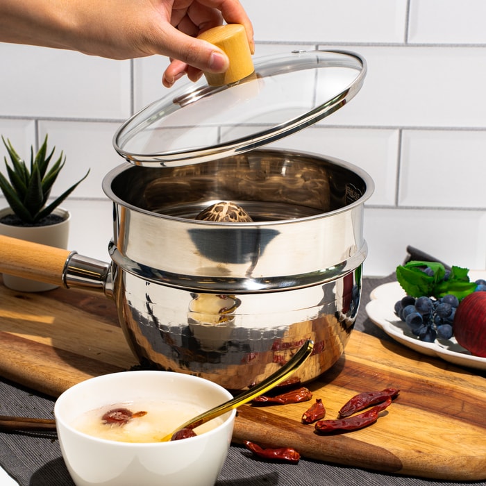 YUKIRO 日式錘紋不銹鋼雪平鍋 一人食蒸煮兩用小奶鍋 18cm 附蒸籠及蓋子 瓦斯電磁爐通用 雙耳蒸籠隨機出貨