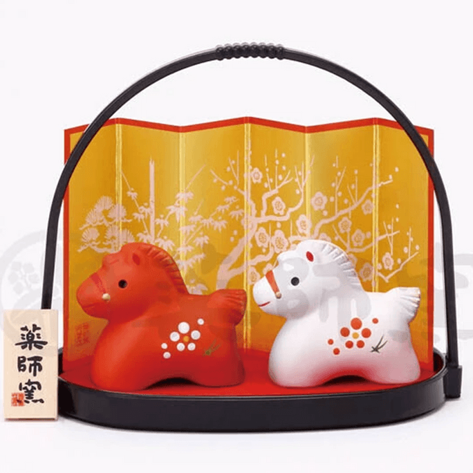 Yaoshi Kiln - Colorful Horse Figurines for the Year of the Horse, Red and White, with Small Baskets (2 Pieces)
