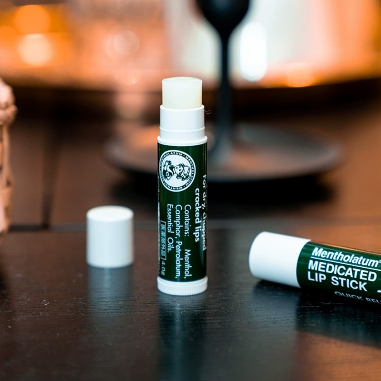 Mentholatum Medicated Lip Stick XD 4 g - Yami.com