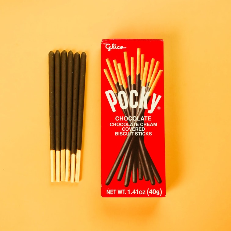 Glico Holiday box Set, 12 Pocky boxes  4