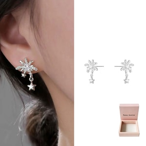  Fancy Jasmine 雪花鋯石星星閃鑽耳環 1對 鋯石閃鑽 夢幻少女感 閃鑽點綴 冬日浪漫 【附贈Facny Jasmine高端抽拉懸浮首飾盒】