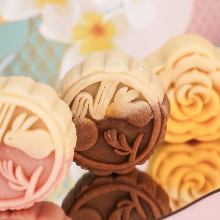 Lily Four Seasons Mooncake Gift Box,4 Flavor 4 Pieces 16.93 oz 【Mango Sago, Coconut Yam, Peach Oolong, Earl Grey】 8