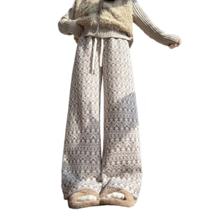 【中国直邮】 HSPM 特厚棉裤女冬季新款休闲羊羔绒阔腿裤加绒加厚民族风裤子 咖啡色 S 1件