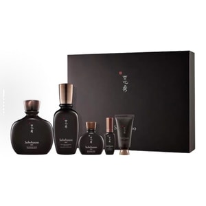 설화수 남성용 워터 베이스 클렌저 & 페이셜 워시 세트 (5종 세트) - 순한 세정, 유분 조절, 수분 공급, 보습 효과. 인삼 추출물 함유로 산뜻하고 끈적임 없는 사용감을 선사합니다.