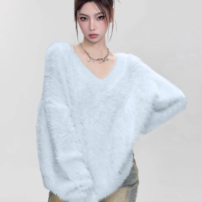 Blue Mink-Vibe V-Neck Sweater Size S – Plush & Soft, Relaxed Fit. Warm & Versatile. Pairs With Jeans Or Skirts. Perfect For Students & Commuters. Premium Quality.