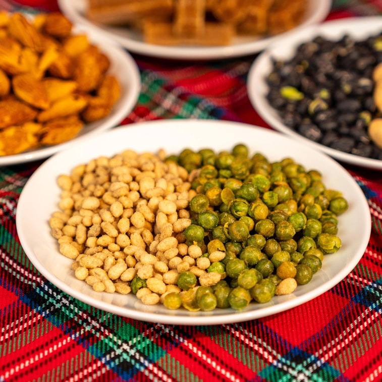 老街口 年獸款堅果炒貨大禮盒 8款入 1.31kg【巴旦木夏威夷果腰果瓜子青豆黑豆山楂餅乾】 4
