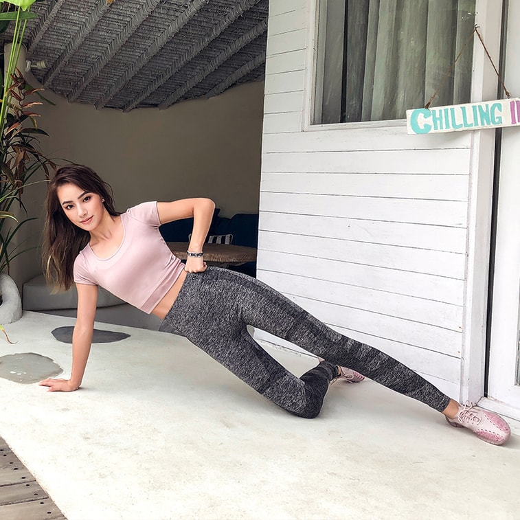 中国直邮 暴走的萝莉 速干休闲拼接运动短袖  跑步健身瑜伽T恤/淡紫粉#/XS 3