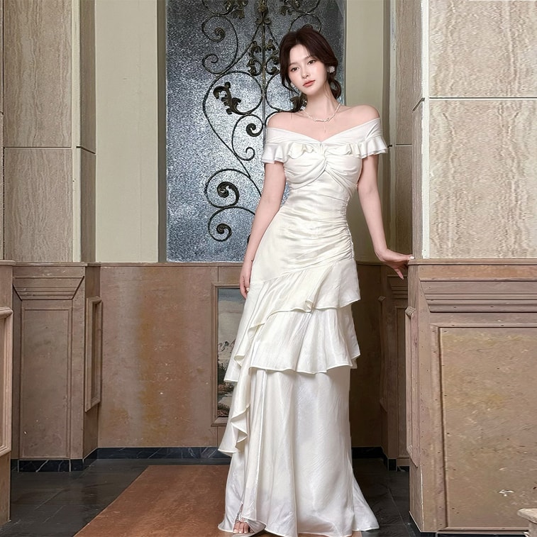 French one shoulder light luxury dress  niche dress  high end fishtail dress  light apricot long style M 4