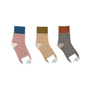 韓國 ENTA FASHION 女士秋冬新款細條紋中筒休閒棉襪-3雙